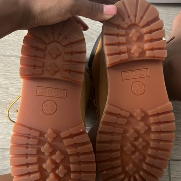 Brand new, Big Kids timberland “Construct” or “Butta” - Picture 3 of 6